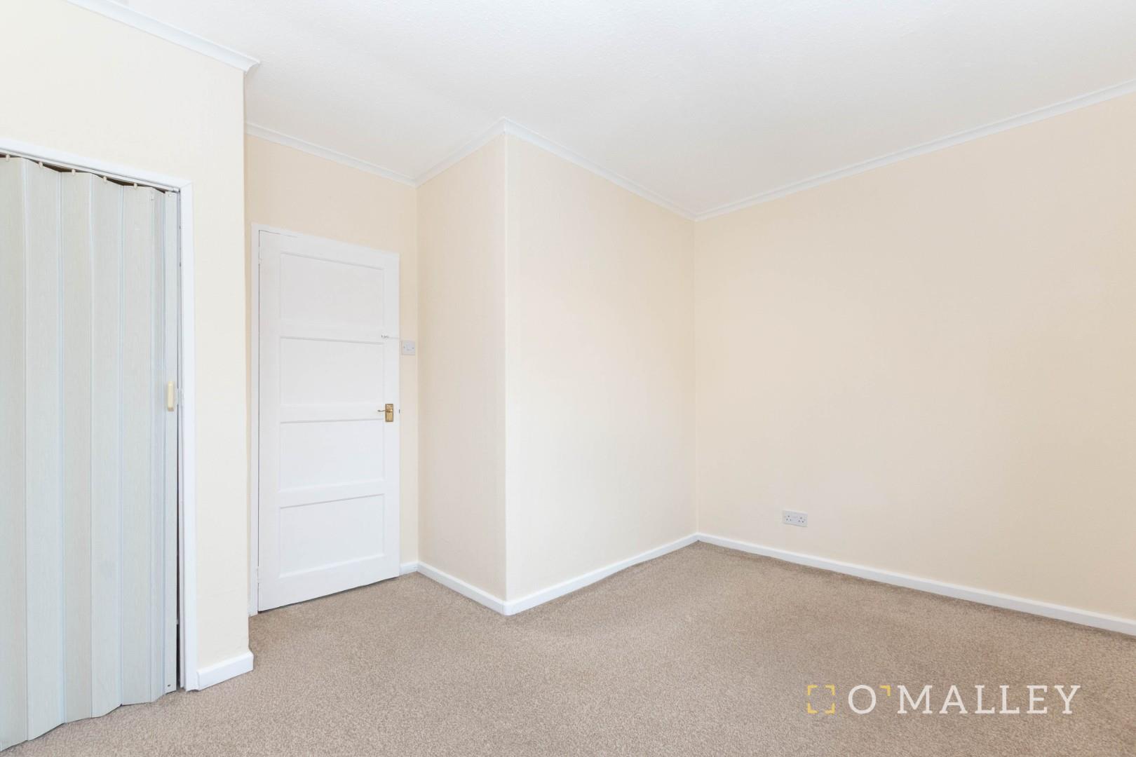 Bedroom 2 (2)